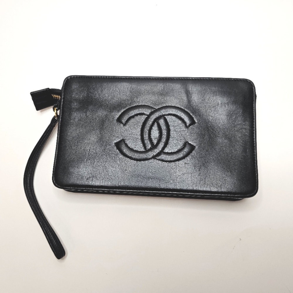 Chanel Black Leather Matlasse Clutch Bag